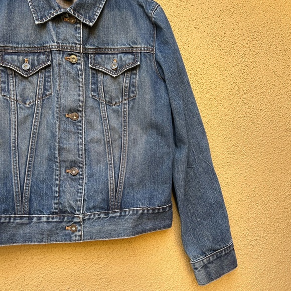 Vintage Gap Denim Jacket Size L with Golden Brown Metal Buttons - Picture 3 of 5